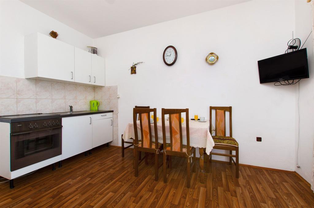 Apartments Ban Дугі-Рат Екстер'єр фото