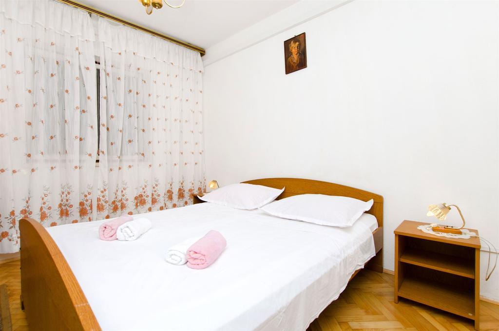 Apartments Ban Дугі-Рат Екстер'єр фото